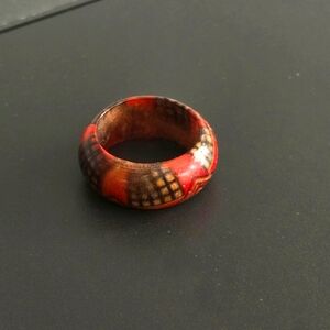 HAND PAINTED  WOOD BAMBOO POLISHED NEW SIZE 6 TOE/FINGER RING
